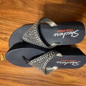 Skechers thong sandals